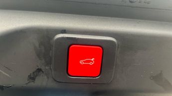 Peugeot 3008 73kWh GT SUV 5dr Electric Auto (210 ps)