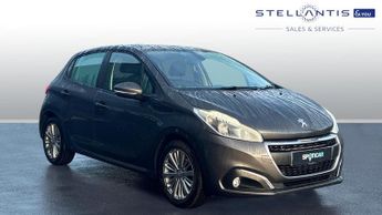 Peugeot 208 1.2 PureTech Signature Hatchback 5dr Petrol Manual Euro 6 (s/s) 