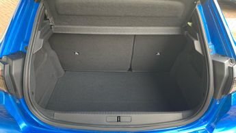 Peugeot 208 50kWh GT Premium Hatchback 5dr Electric Auto (136 ps)