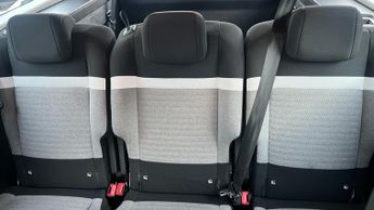 Citroen Berlingo 50kWh Feel XL MPV 5dr Electric Auto (7.4kW Charger) (136 ps)