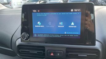 Citroen Berlingo 50kWh Feel XL MPV 5dr Electric Auto (7.4kW Charger) (136 ps)