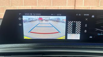 Peugeot 3008 73kWh GT SUV 5dr Electric Auto (210 ps)