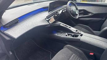 Peugeot 3008 73kWh GT SUV 5dr Electric Auto (210 ps)