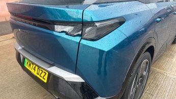 Peugeot 3008 73kWh GT SUV 5dr Electric Auto (210 ps)