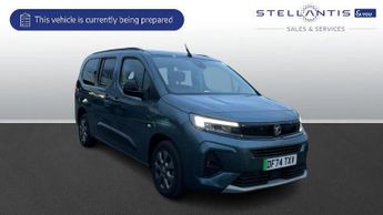 Vauxhall Combo 52kWh Ultimate XL MPV 5dr Electric Auto (7.4kW Charger) (136 ps)