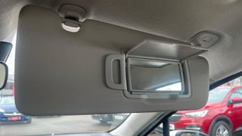 Renault Clio 1.6 E-TECH Iconic Hatchback 5dr Petrol Hybrid Auto Euro 6 (s/s) 