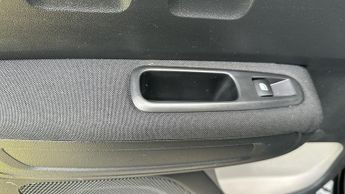 Citroen C3 1.2 PureTech Shine Plus EAT6 Euro 6 (s/s) 5dr