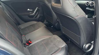 Mercedes-benz A Class 1.5 A180d AMG Line (Executive) Hatchback 5dr Diesel 7G-DCT Euro 