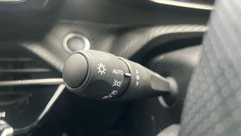 Peugeot 2008 50kWh GT SUV 5dr Electric Auto (7kW Charger) (136 ps)