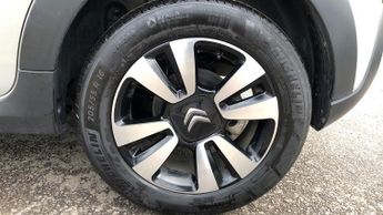 Citroen C3 1.2 PureTech PLUS Hatchback 5dr Petrol EAT6 Euro 6 (s/s) (110 ps