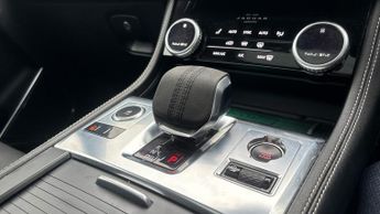 Jaguar F-Pace 2.0 D200 MHEV R-Dynamic HSE Black SUV 5dr Diesel Auto AWD Euro 6