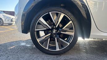 Peugeot 208 1.2 PureTech GT Hatchback 5dr Petrol EAT Euro 6 (s/s) (130 ps)