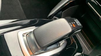 Peugeot 208 50kWh Allure Hatchback 5dr Electric Auto (136 ps)