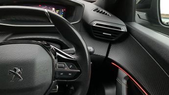 Peugeot 2008 50kWh GT SUV 5dr Electric Auto (136 ps)