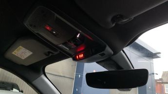 Peugeot 2008 50kWh GT SUV 5dr Electric Auto (136 ps)