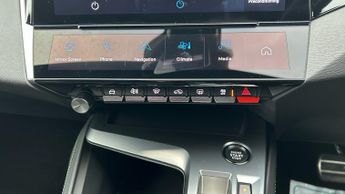 Peugeot 308 54kWh GT Hatchback 5dr Electric Auto (156 ps)