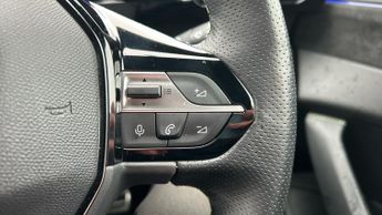 Peugeot 308 54kWh GT Hatchback 5dr Electric Auto (156 ps)