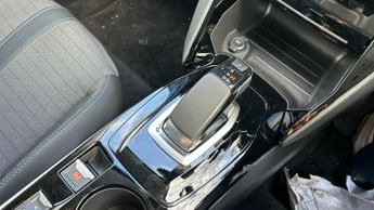 Peugeot 208 50kWh Allure Premium Hatchback 5dr Electric Auto (136 ps)