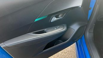 Peugeot 208 50kWh Allure Premium Hatchback 5dr Electric Auto (136 ps)