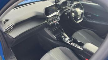 Peugeot 2008 50kWh Allure Premium SUV 5dr Electric Auto (136 ps)