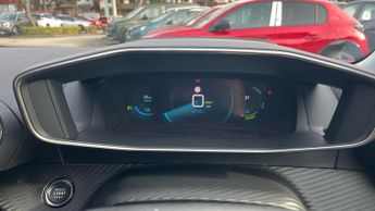 Peugeot 2008 50kWh Allure Premium SUV 5dr Electric Auto (136 ps)