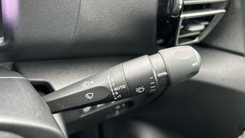 Citroen C4 50kWh Shine Hatchback 5dr Electric Auto (136 ps)