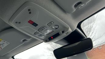 Citroen C4 50kWh Shine Hatchback 5dr Electric Auto (136 ps)