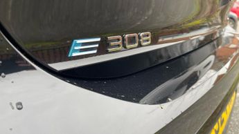 Peugeot 308 54kWh GT Hatchback 5dr Electric Auto (156 ps)