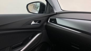 Vauxhall Grandland 1.2 Turbo Design SUV 5dr Petrol Auto Euro 6 (s/s) (130 ps)