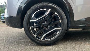 Peugeot 3008 73kWh GT SUV 5dr Electric Auto (210 ps)