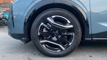 Peugeot 3008 73kWh GT SUV 5dr Electric Auto (210 ps)