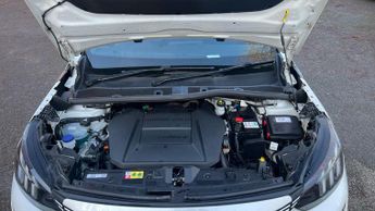 Peugeot 2008 50kWh GT Premium SUV 5dr Electric Auto (7kW Charger) (136 ps)