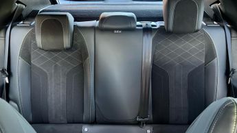 Peugeot 2008 50kWh GT Premium SUV 5dr Electric Auto (7kW Charger) (136 ps)