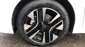 Peugeot 208 1.2 HYBRID Allure Hatchback 5dr Petrol Hybrid e-DSC6 Euro 6 (s/s