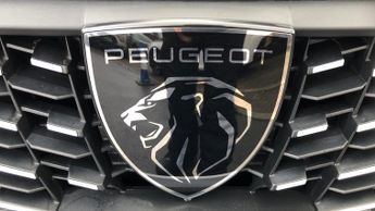 Peugeot 208 1.2 HYBRID Allure Hatchback 5dr Petrol Hybrid e-DSC6 Euro 6 (s/s