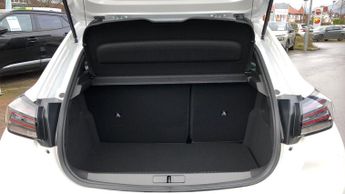 Peugeot 208 1.2 HYBRID Allure Hatchback 5dr Petrol Hybrid e-DSC6 Euro 6 (s/s