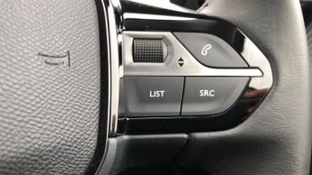 Peugeot 208 1.2 HYBRID Allure Hatchback 5dr Petrol Hybrid e-DSC6 Euro 6 (s/s