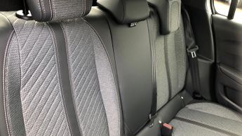 Peugeot 208 1.2 HYBRID Allure Hatchback 5dr Petrol Hybrid e-DSC6 Euro 6 (s/s