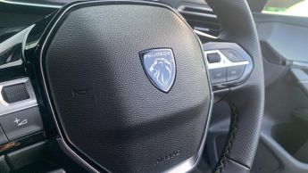 Peugeot 208 50kWh GT Hatchback 5dr Electric Auto (7.4kW Charger) (136 ps)