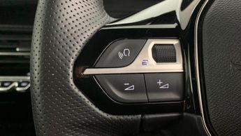 Peugeot 2008 50kWh GT SUV 5dr Electric Auto (7kW Charger) (136 ps)