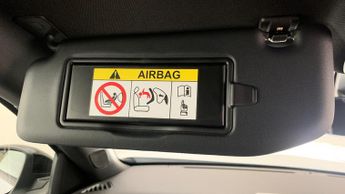 Peugeot 2008 50kWh GT SUV 5dr Electric Auto (7kW Charger) (136 ps)