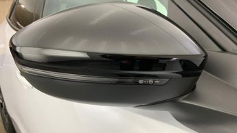 Peugeot 2008 50kWh GT SUV 5dr Electric Auto (7kW Charger) (136 ps)