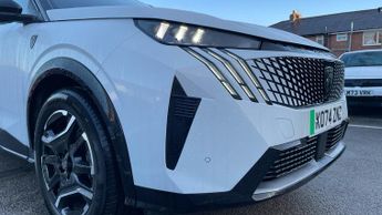 Peugeot 3008 73kWh GT SUV 5dr Electric Auto (210 ps)