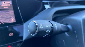 Peugeot 308 Sw 1.2 PureTech Allure Premium Estate 5dr Petrol EAT Euro 6 (s/s) (