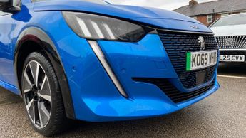 Peugeot 208 50kWh GT Hatchback 5dr Electric Auto (136 ps)