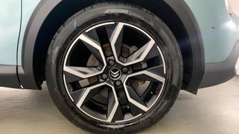 Citroen C4 50kWh Shine Plus Hatchback 5dr Electric Auto (136 ps)