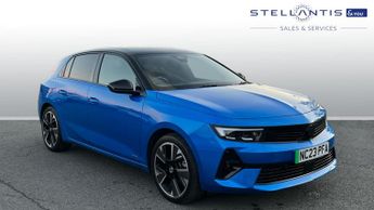 Vauxhall Astra 54kWh Ultimate Hatchback 5dr Electric Auto (156 ps)