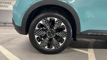 Fiat 600E 54kWh La Prima SUV 5dr Electric Auto (156 ps)