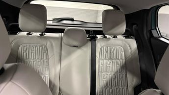 Fiat 600E 54kWh La Prima SUV 5dr Electric Auto (156 ps)