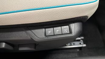 Fiat 600E 54kWh La Prima SUV 5dr Electric Auto (156 ps)